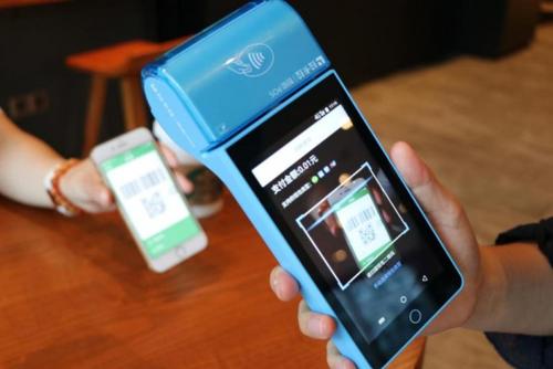 便民繳費(fèi)、生活服務(wù)，拉卡拉在便民支付上有特色